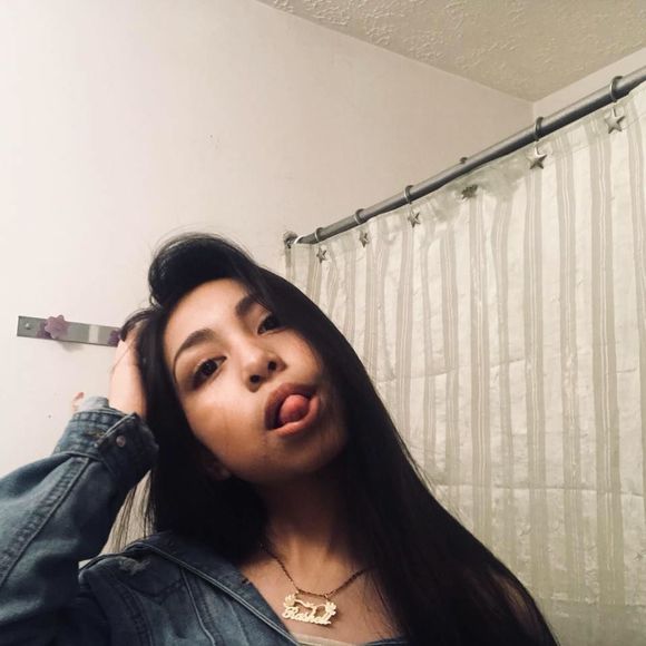 Meet your Posher, Rashell - Picture 1 of 1